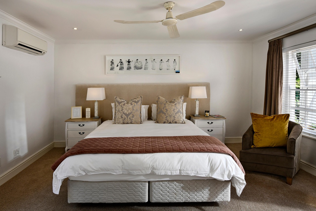 Renovated hotel room in Zurich with Swiss design and energy-efficient lighting